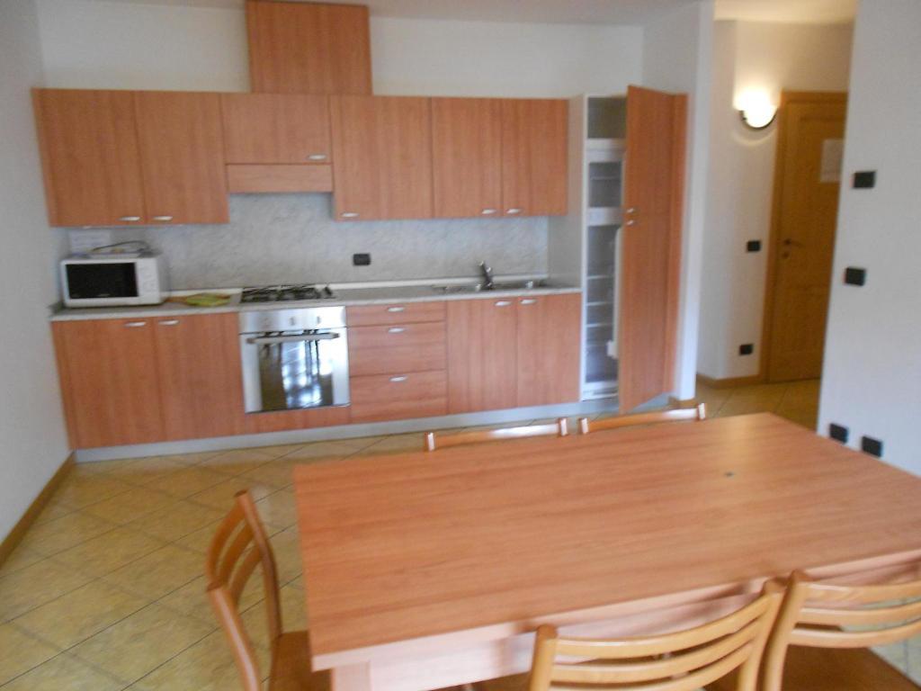 Residence Le Orchidee Бормио Стая снимка